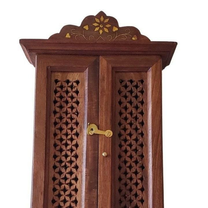 Wooden Key Holder for Wall