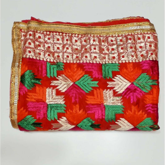 Phulkari / Fulkari Dupatta with beautiful embroidery work and golden lace