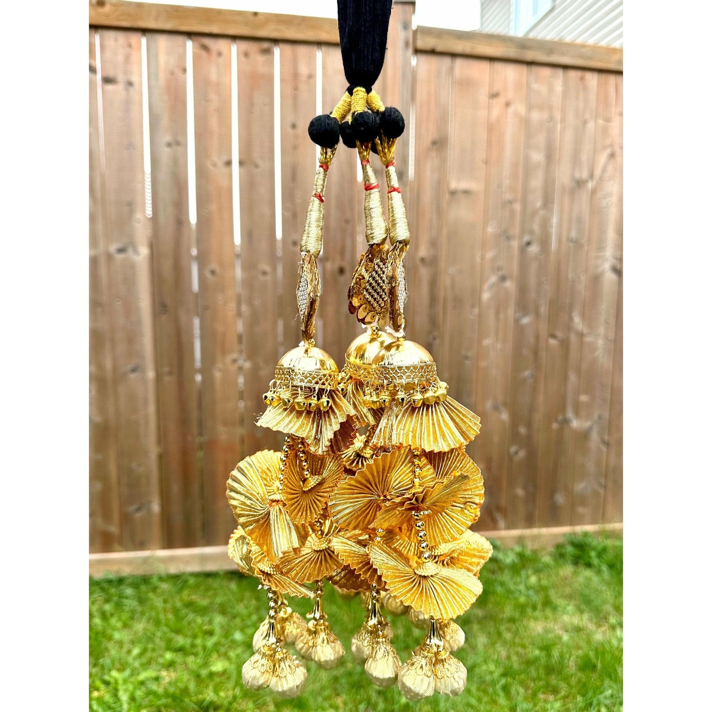 Beautiful parandi/paranda hair accessory - Bollywood/Indian/Punjabi style