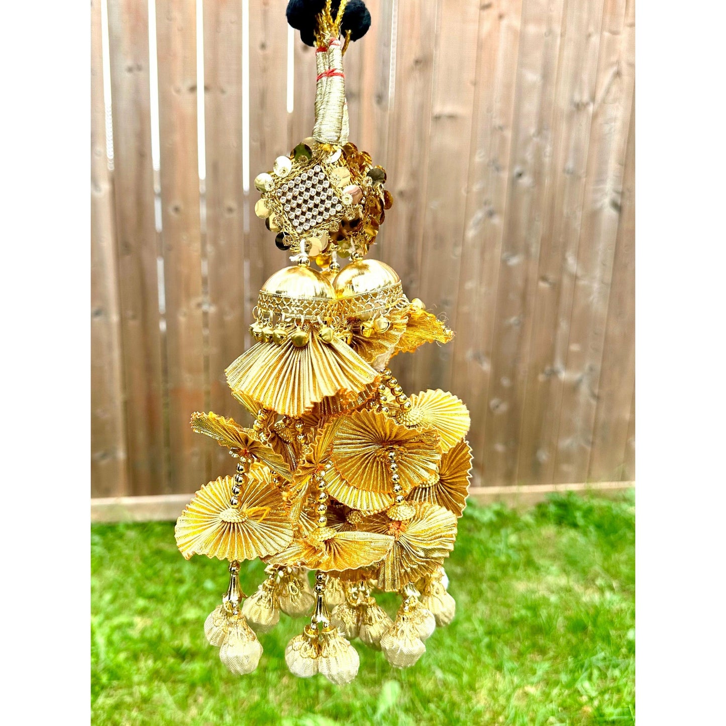 Beautiful parandi/paranda hair accessory - Bollywood/Indian/Punjabi style