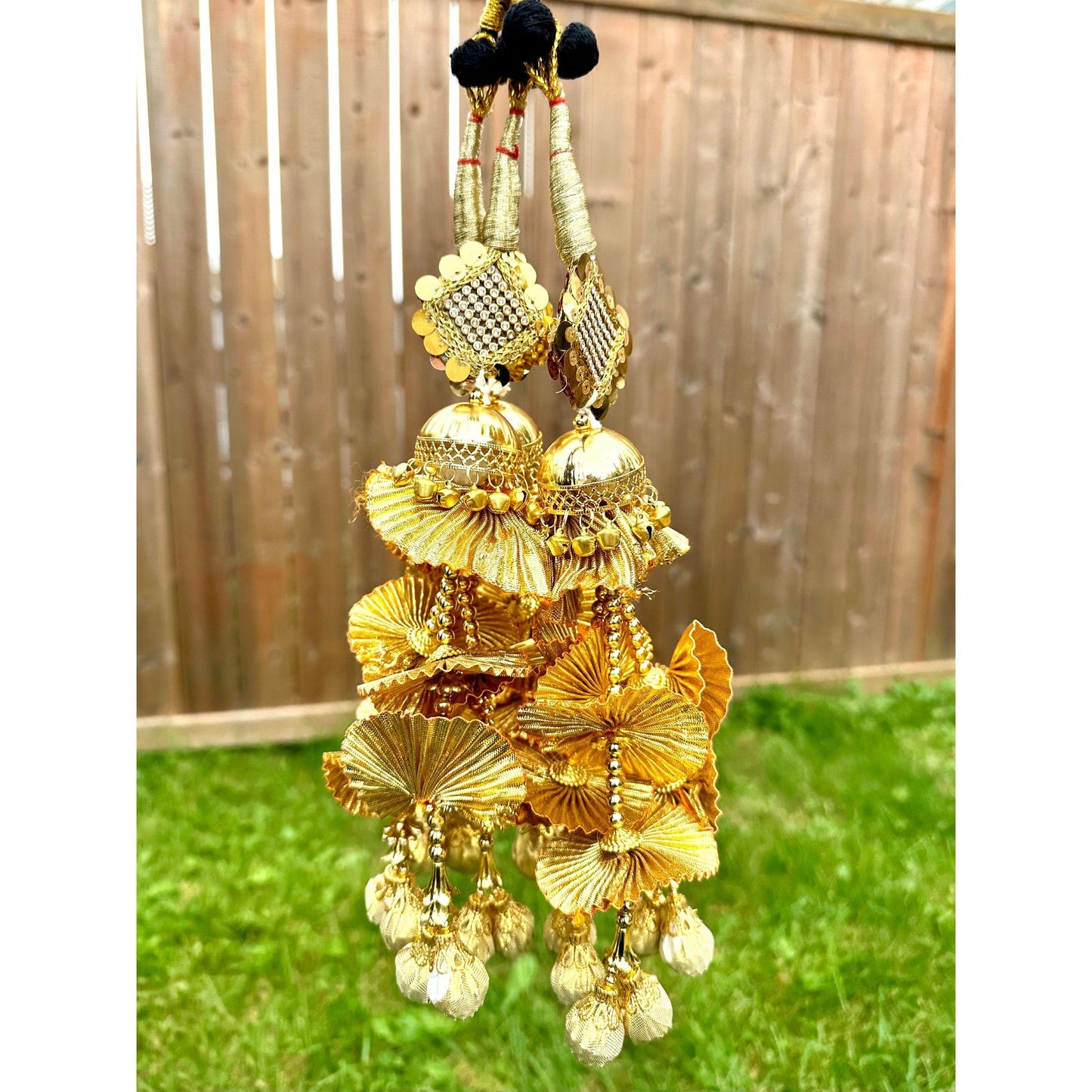 Beautiful parandi/paranda hair accessory - Bollywood/Indian/Punjabi style